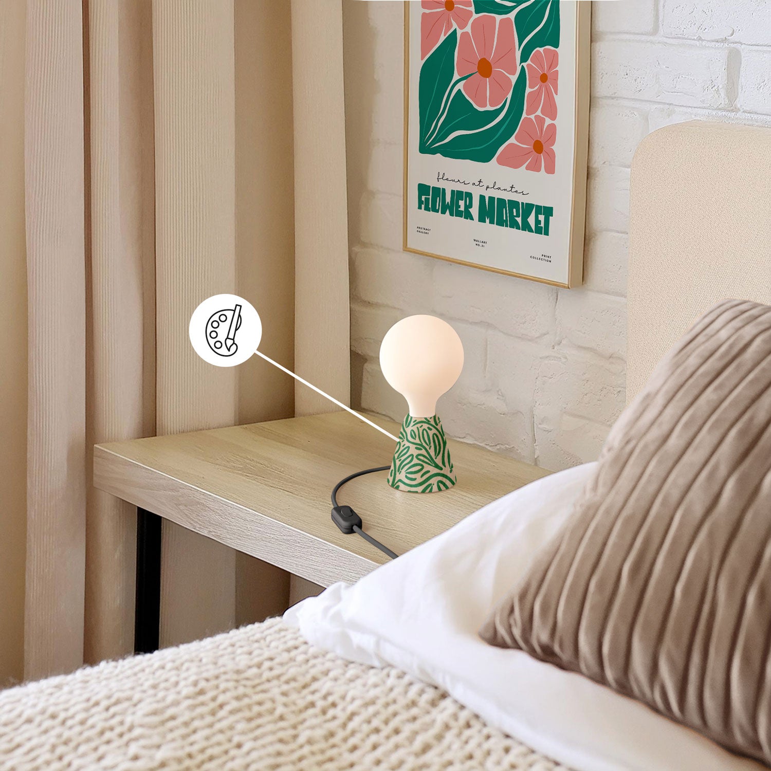 Lampada da tavolo con base in ontano, lampadina a effetto porcellana, cavo RM04 e spina UK