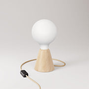 Lampada da tavolo con base in ontano, lampadina a effetto porcellana, cavo RN06 e spina UK