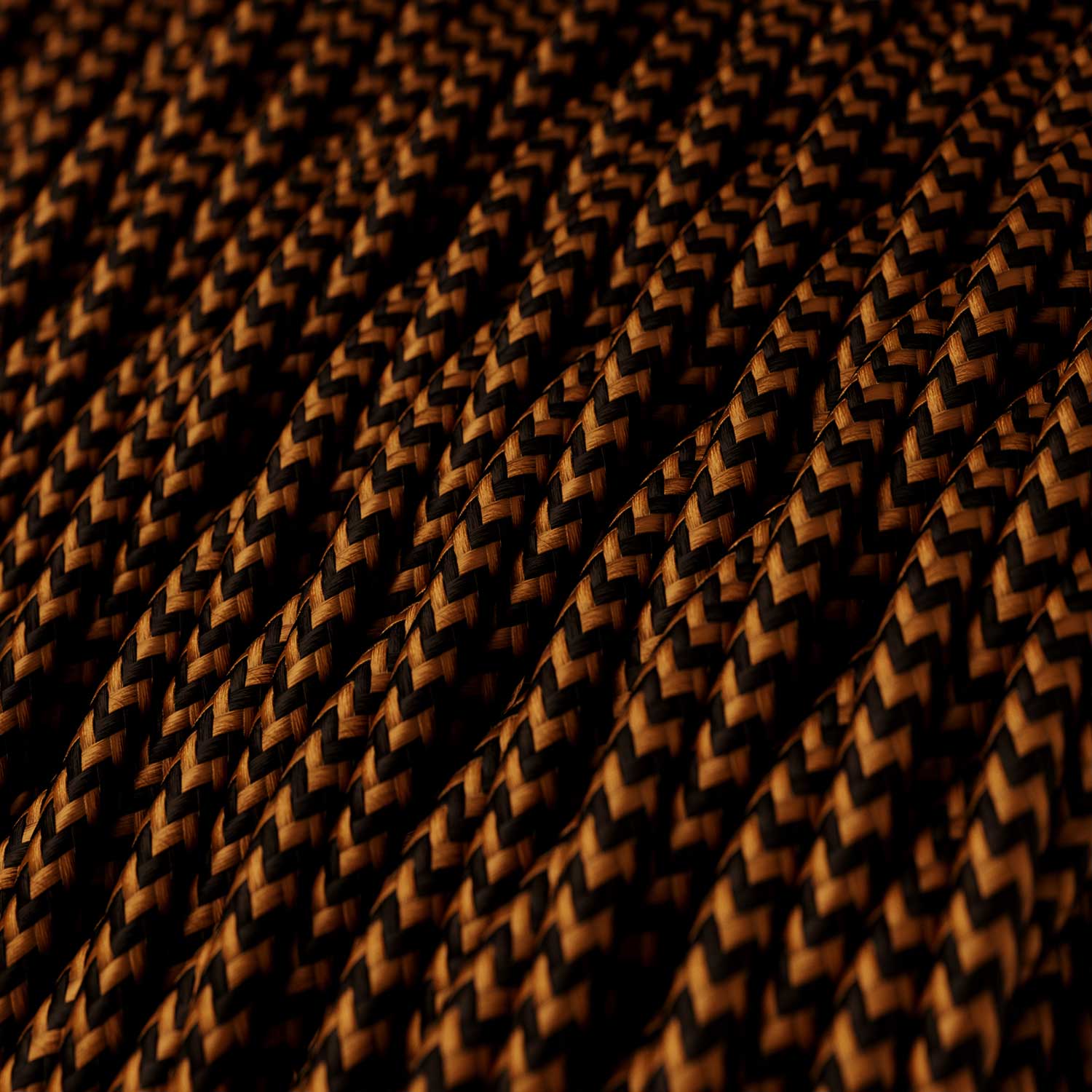 Lampada Spostaluce in metallo con estensione curva e spina UK - Rame satinato
